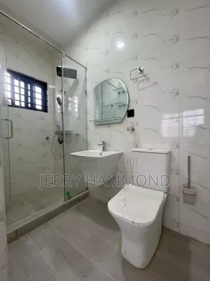 3bdrm House in Costal, Spintex for sale