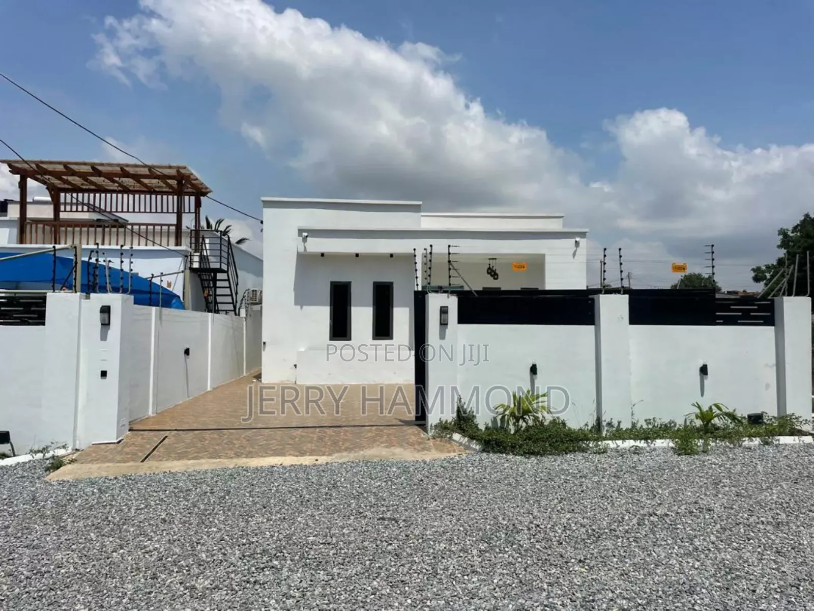 3bdrm House in Costal, Spintex for sale