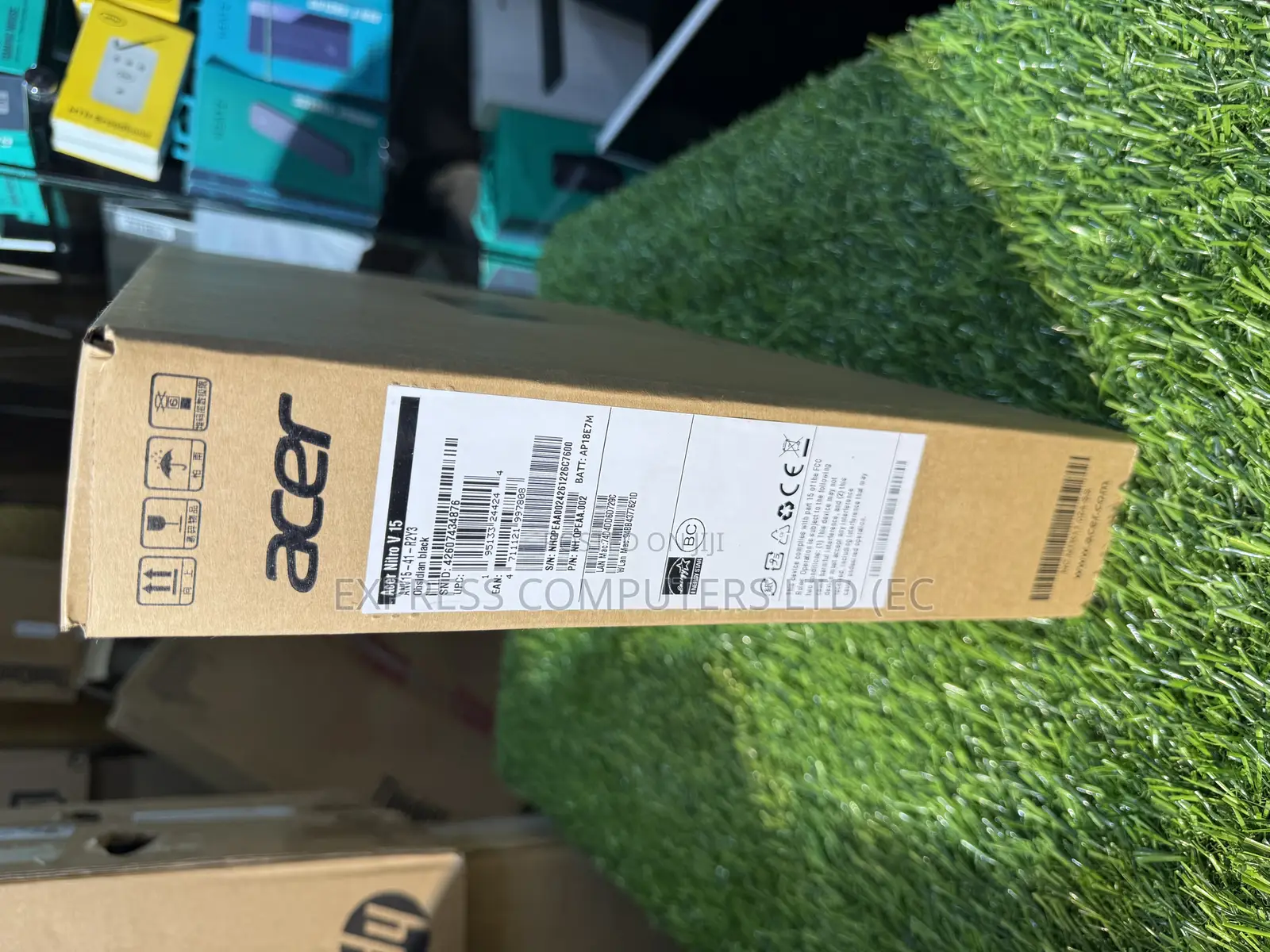 New Laptop Acer Nitro 5 32GB AMD Ryzen 5 SSHD (Hybrid) 512GB