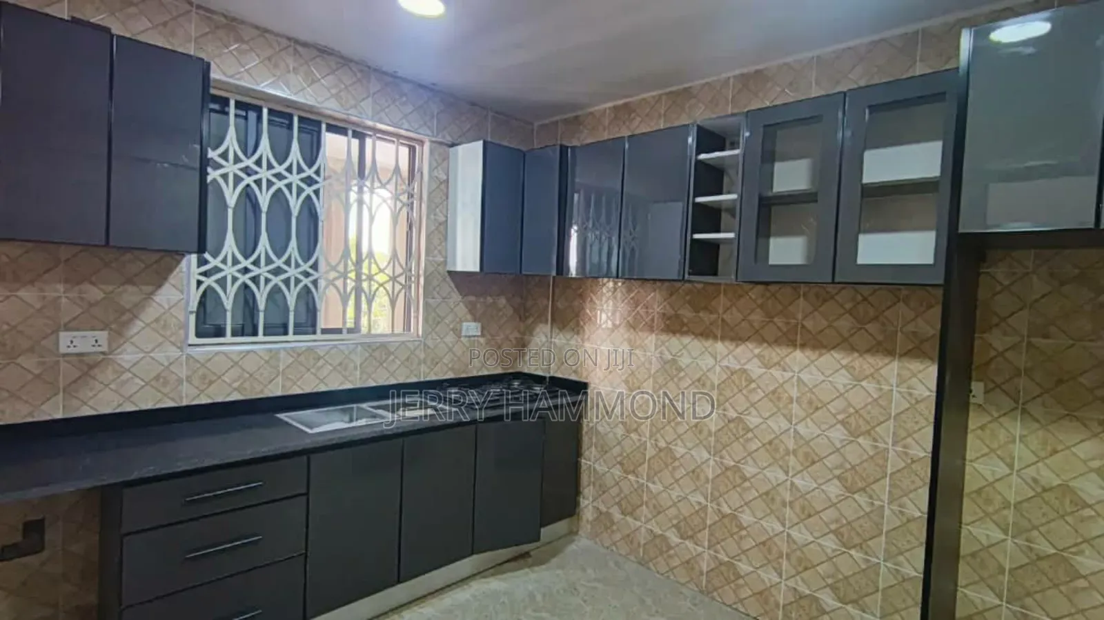 2bdrm House in Tseaddo for rent