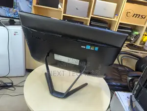 Desktop Computer Lenovo 8GB Intel Core I5 SSHD (Hybrid) 500GB