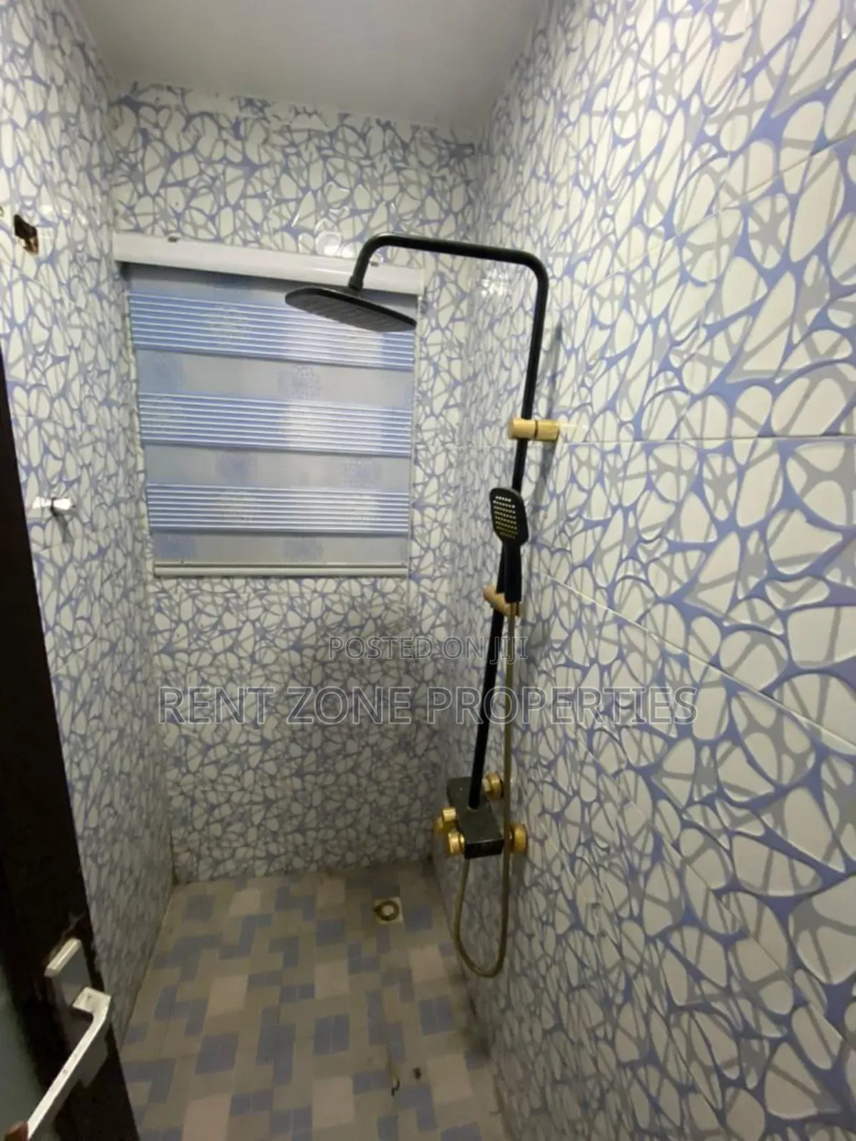Mini Flat in Fan Milk for sale