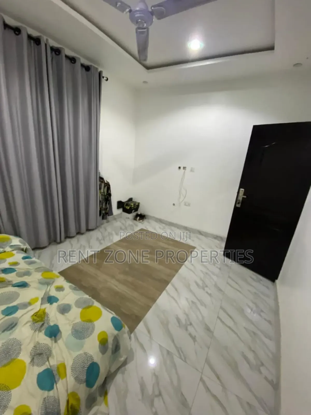 Mini Flat in Fan Milk for sale