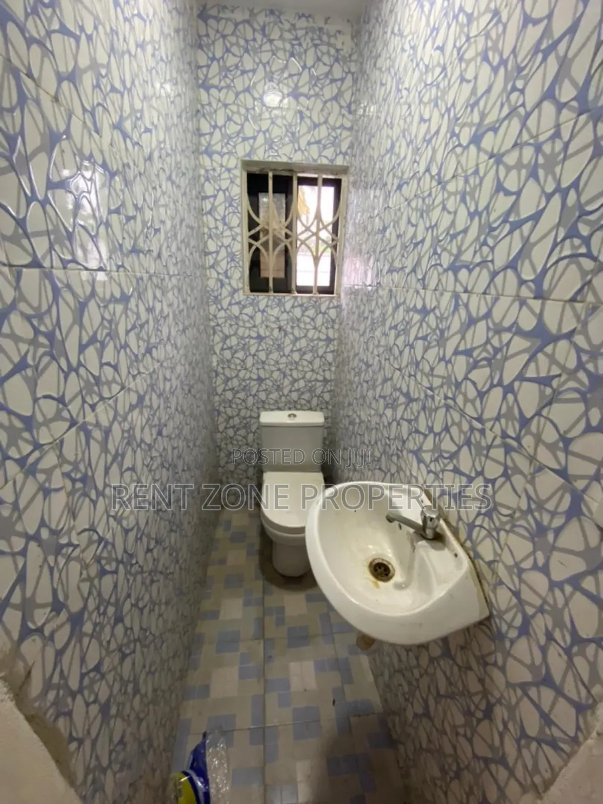 Mini Flat in Fan Milk for sale