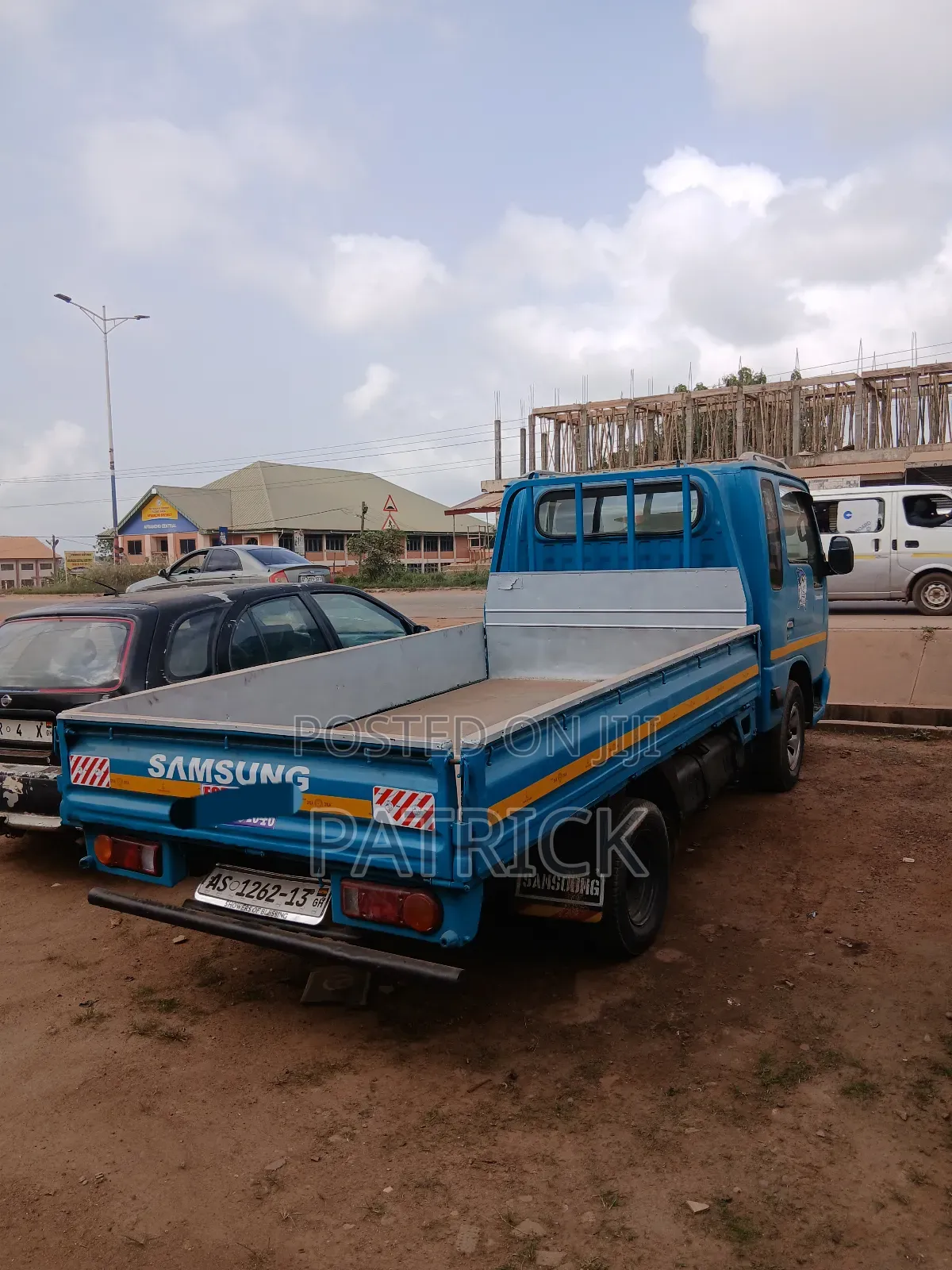 Very Nice Samsung Yamouzine Truck