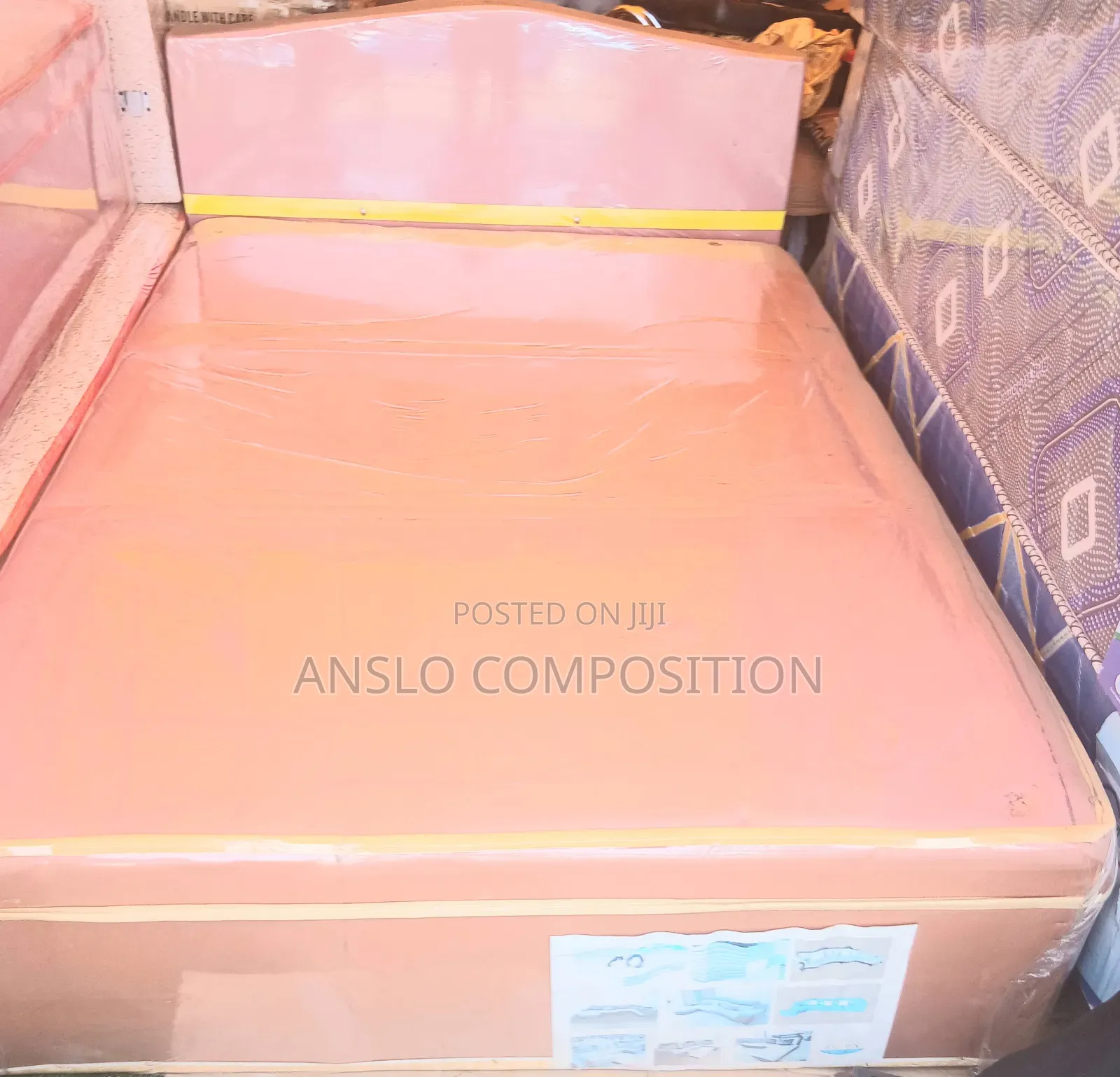 Relaxable Queen Size in-Built Bed