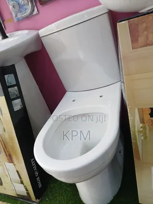 Toilet Seat Complete Less Water Needed