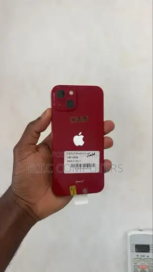 Apple iPhone 13 128 GB Red