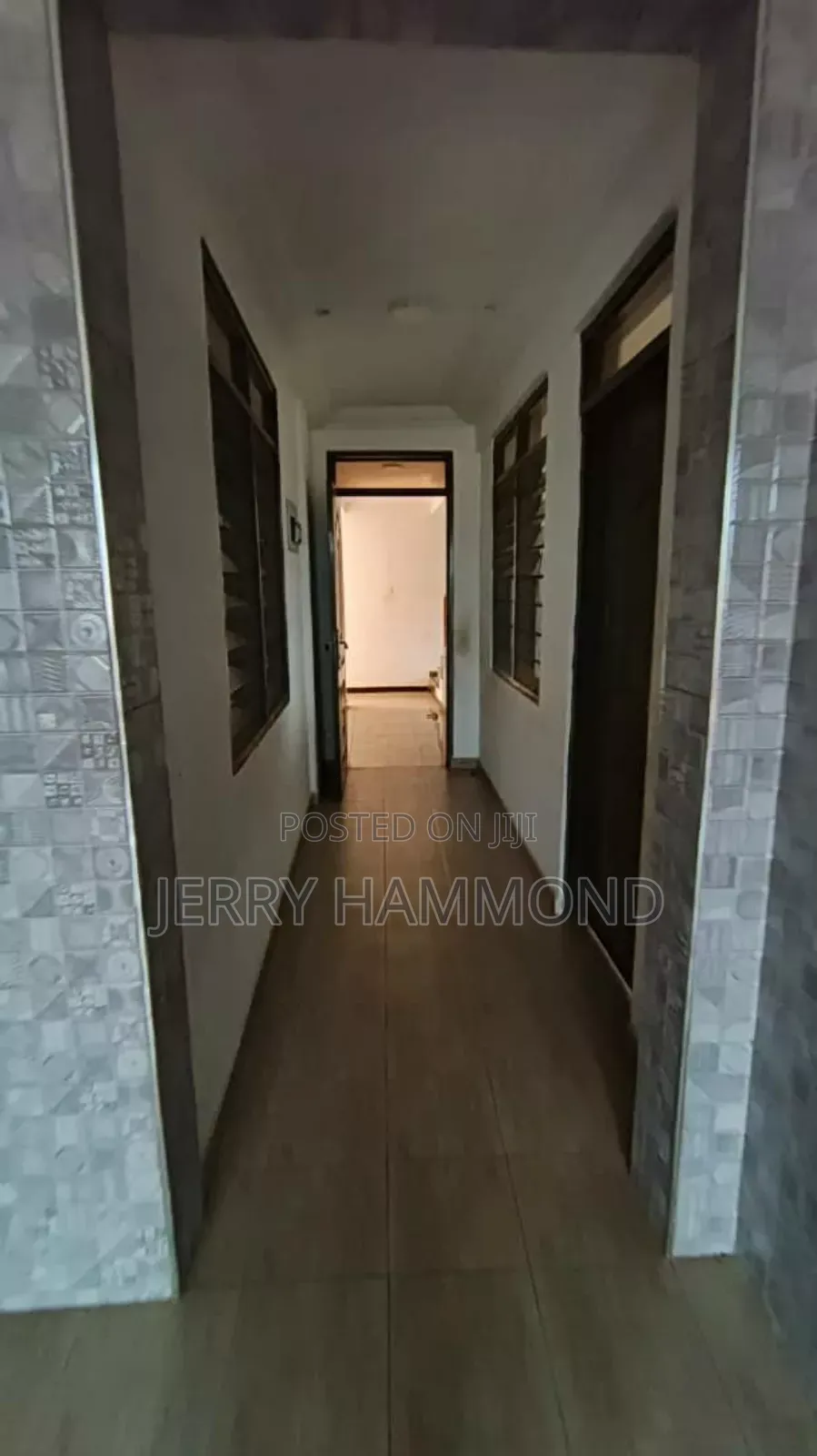 3bdrm Apartment in Penny Airport , New Town for rent