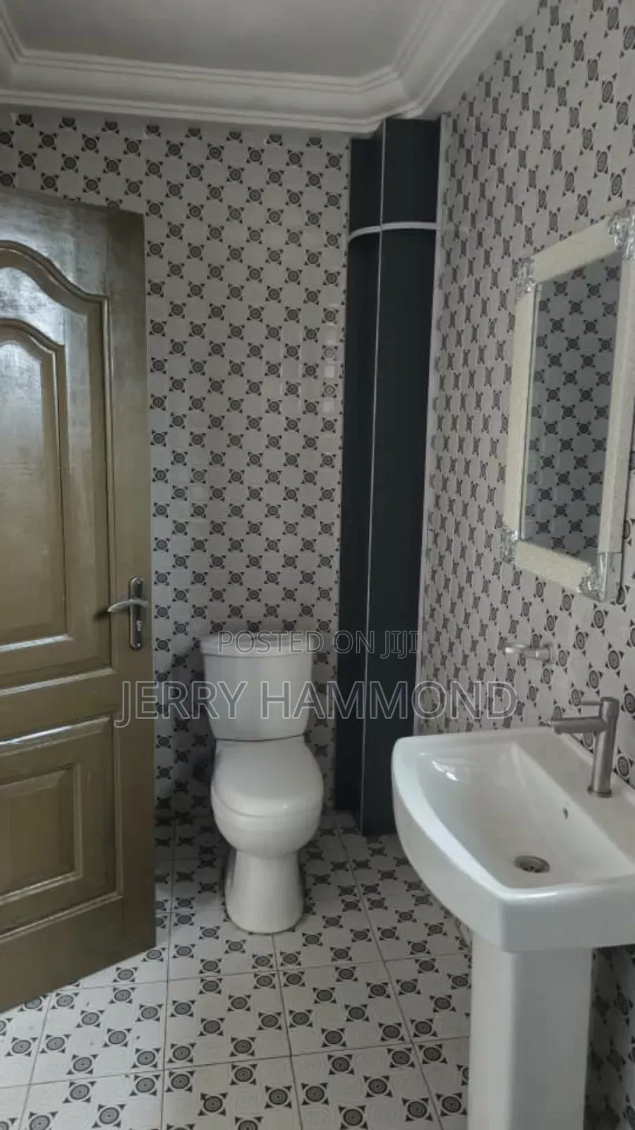 3bdrm Apartment in Penny Airport , New Town for rent