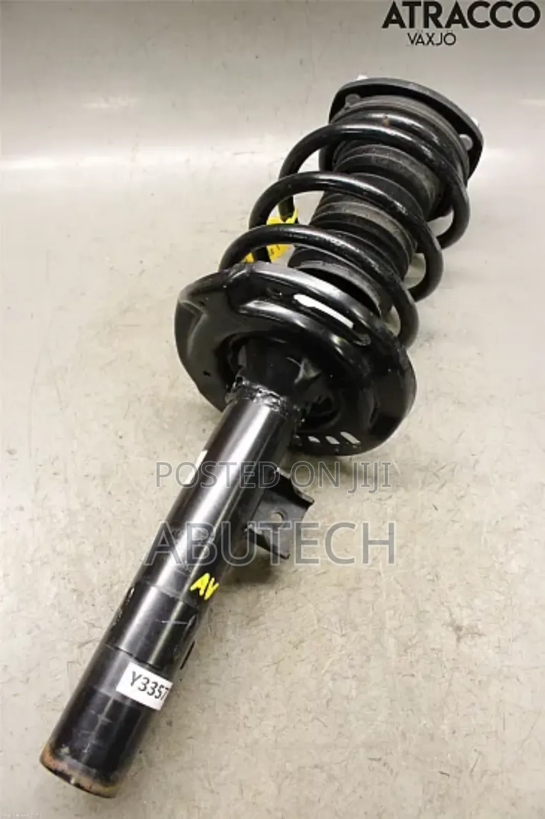 Front Shock and Hub Mazda Cx 30 2019, 2020, 2021, 2022, 2023, 2024