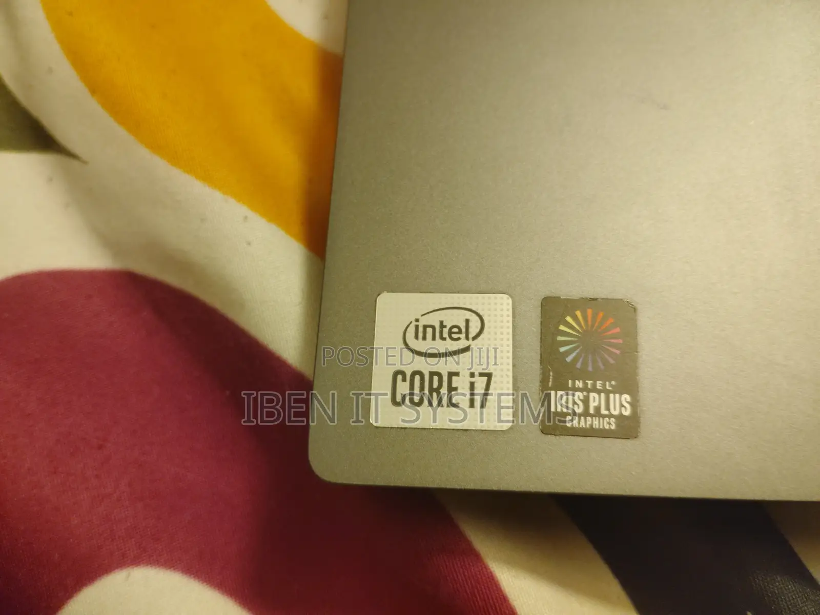 Laptop Lenovo Yoga 7i 16GB Intel Core i7 SSHD (Hybrid) 512GB