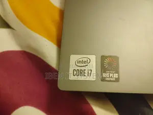 Laptop Lenovo Yoga 7i 16GB Intel Core i7 SSHD (Hybrid) 512GB