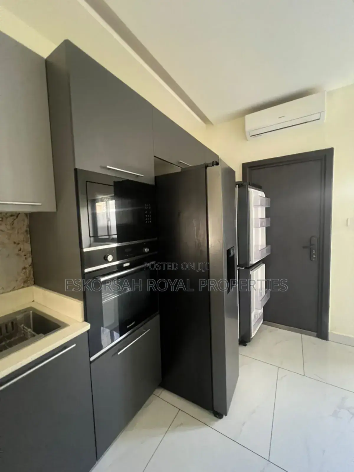 4bdrm House in East Legon Hills, School Junction for rent