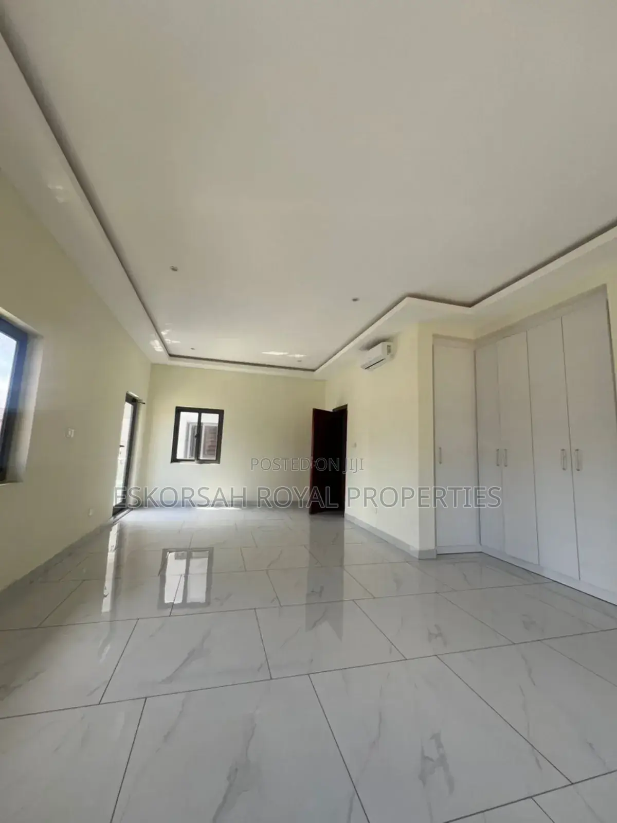 4bdrm House in East Legon Hills, School Junction for rent