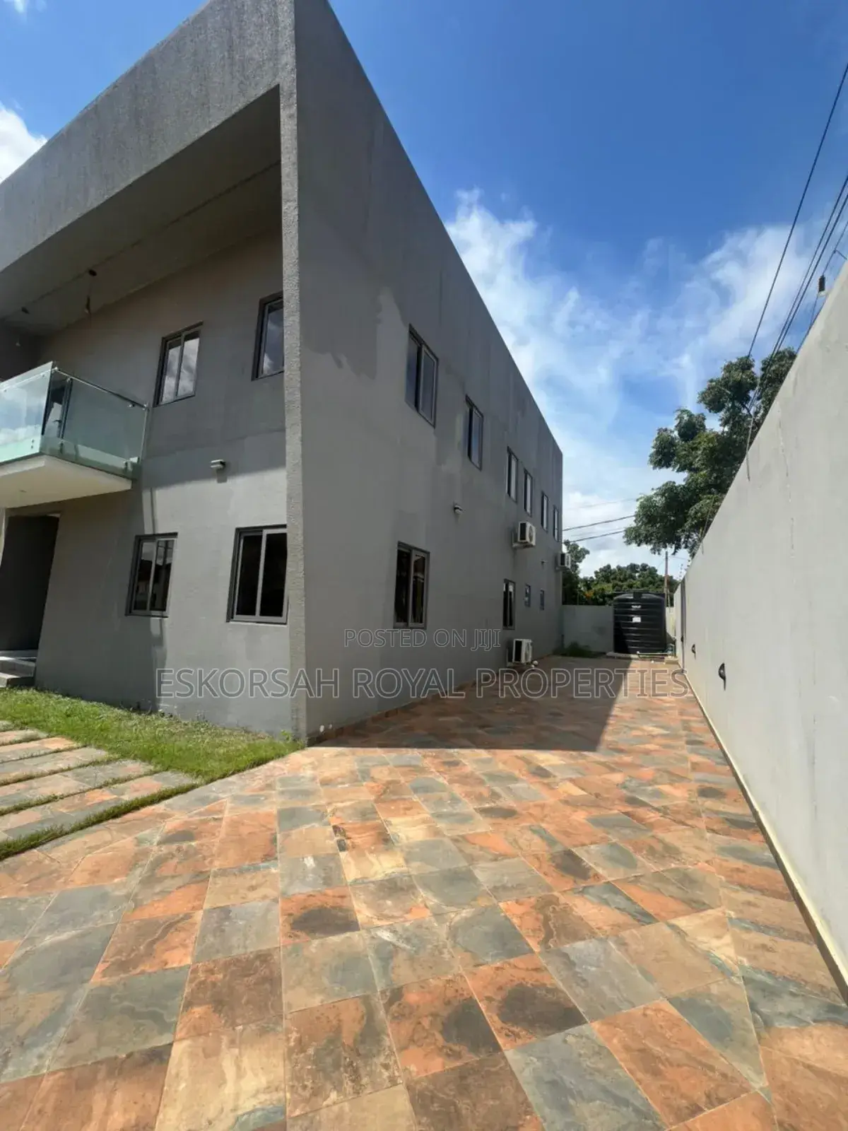 4bdrm House in East Legon Hills, School Junction for rent