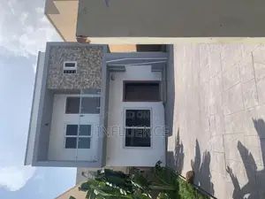 3bdrm House in Palace Mall Area, East Legon for sale