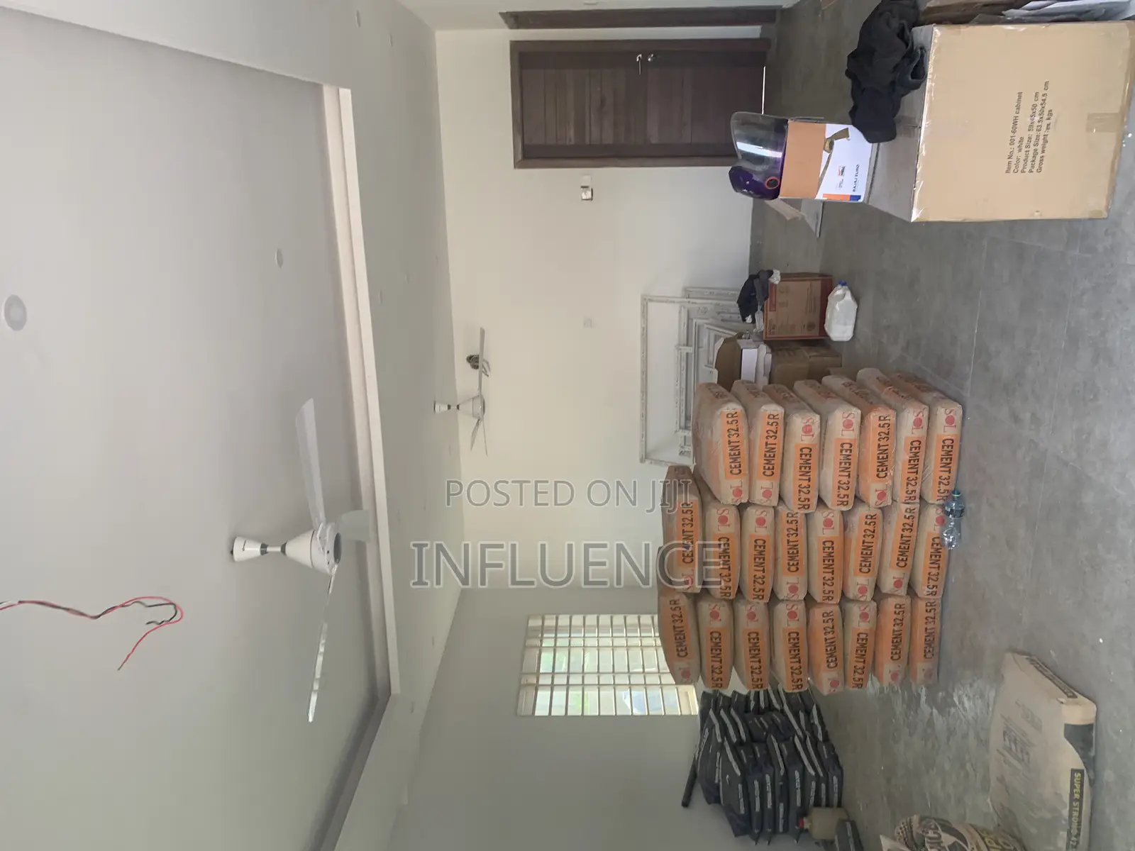 3bdrm House in Palace Mall Area, East Legon for sale