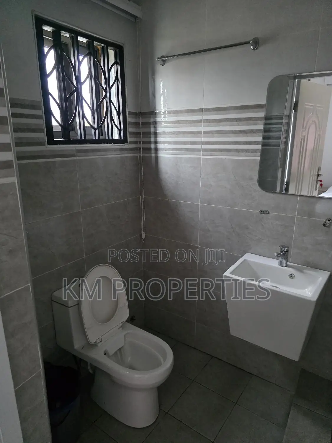 Furnished 2 Bedroom in Prime Dzorwulu
