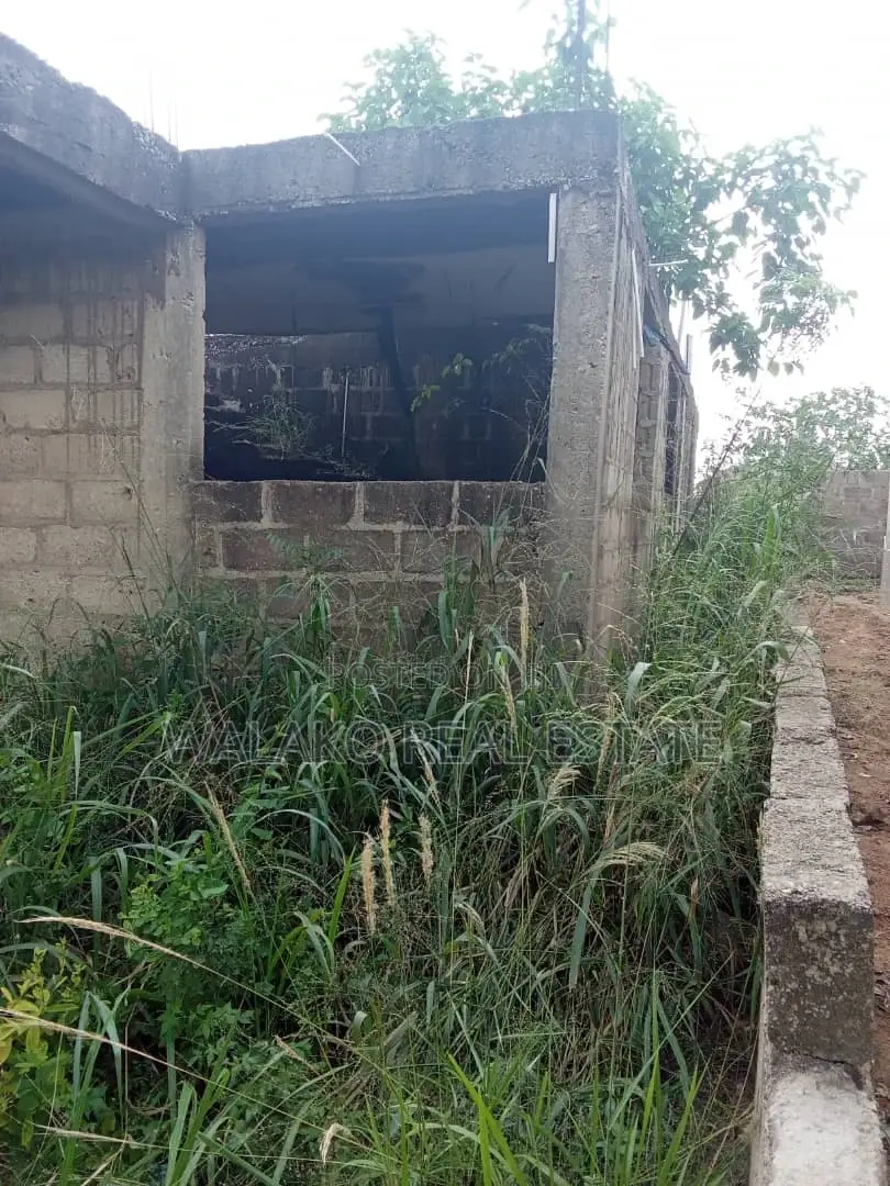 4bdrm House in Kasoa for sale