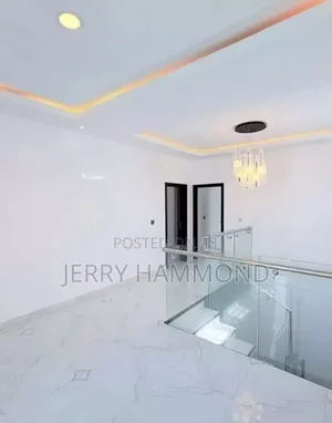 4bdrm House in The  Heart  Of for sale