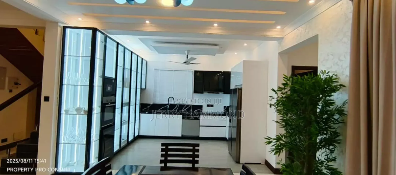 Furnished 4bdrm House in Sakumono The Oyster for sale