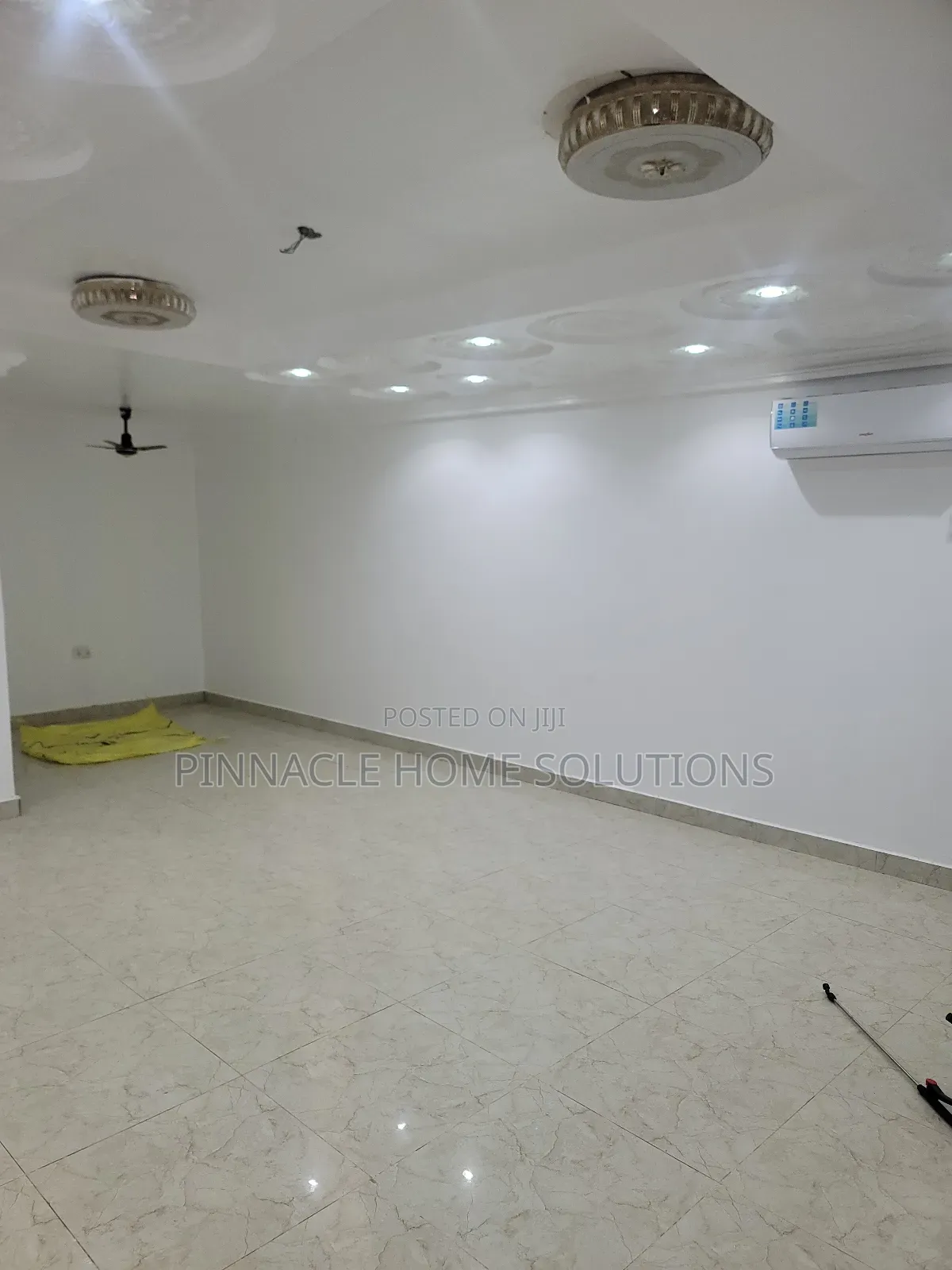 2bdrm Apartment in West Hills Mall Area for rent