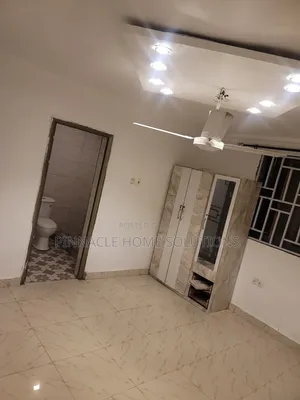 2bdrm Apartment in West Hills Mall Area for rent