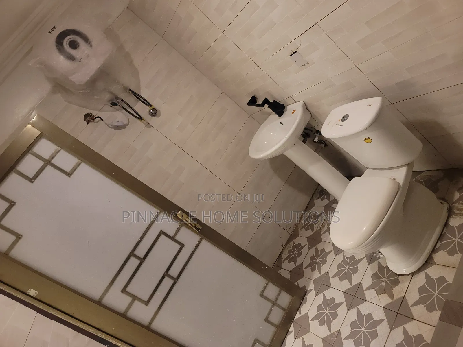 2bdrm Apartment in West Hills Mall Area for rent