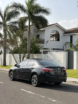 Toyota Corolla S 4dr Sedan (1.8L 4cyl CVT) 2015 Black