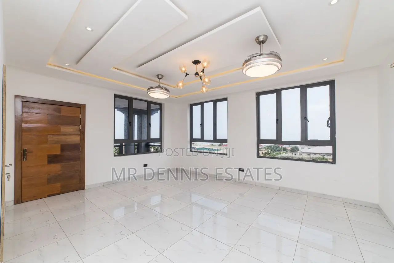 2bdrm Apartment in Westhills Mall for rent