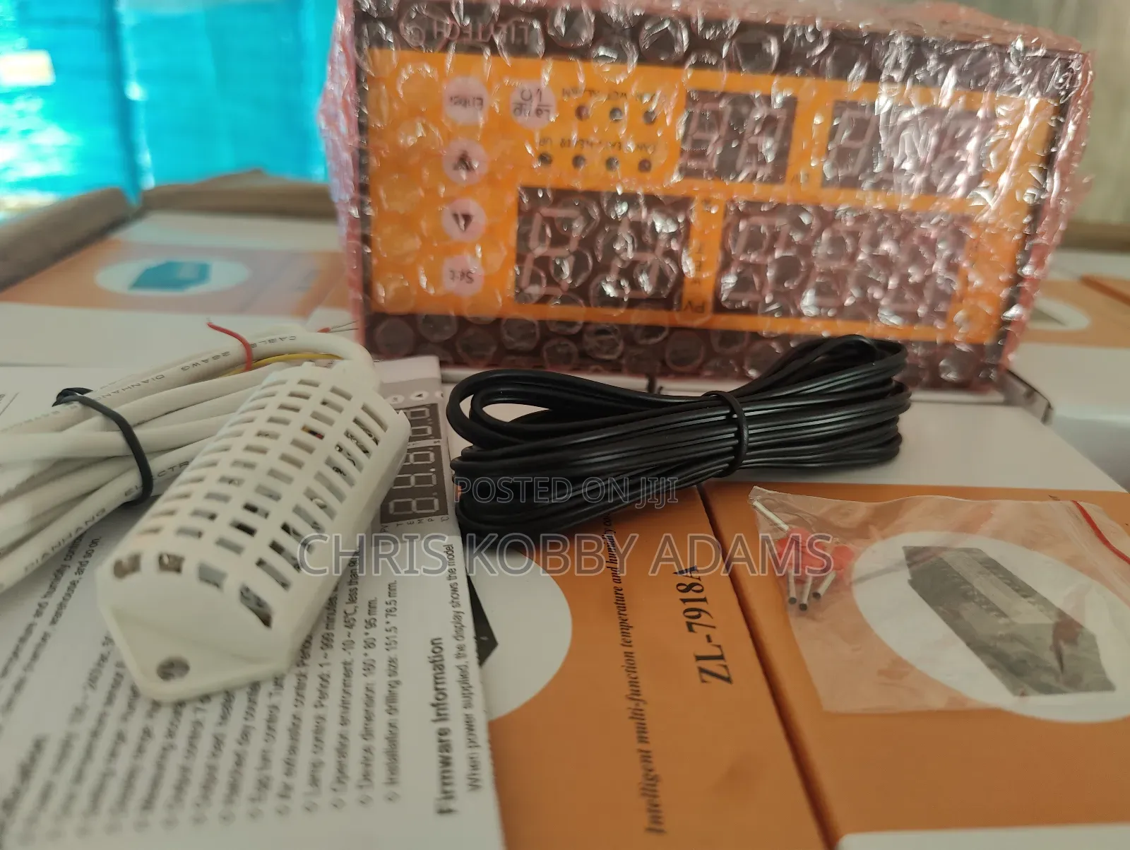 Temperature and Humidity Controller Xm-18