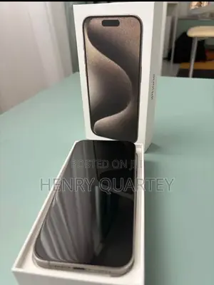 Apple iPhone 15 Pro Max 256 GB