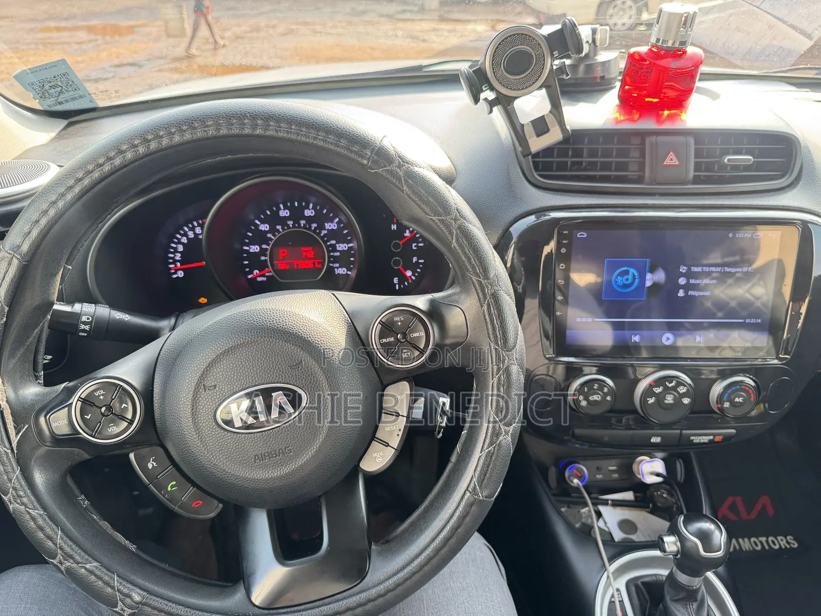 Kia Soul Hatchback 2016 White