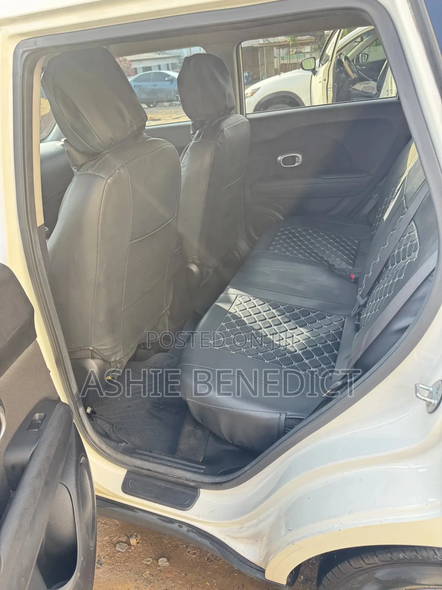 Kia Soul Hatchback 2016 White