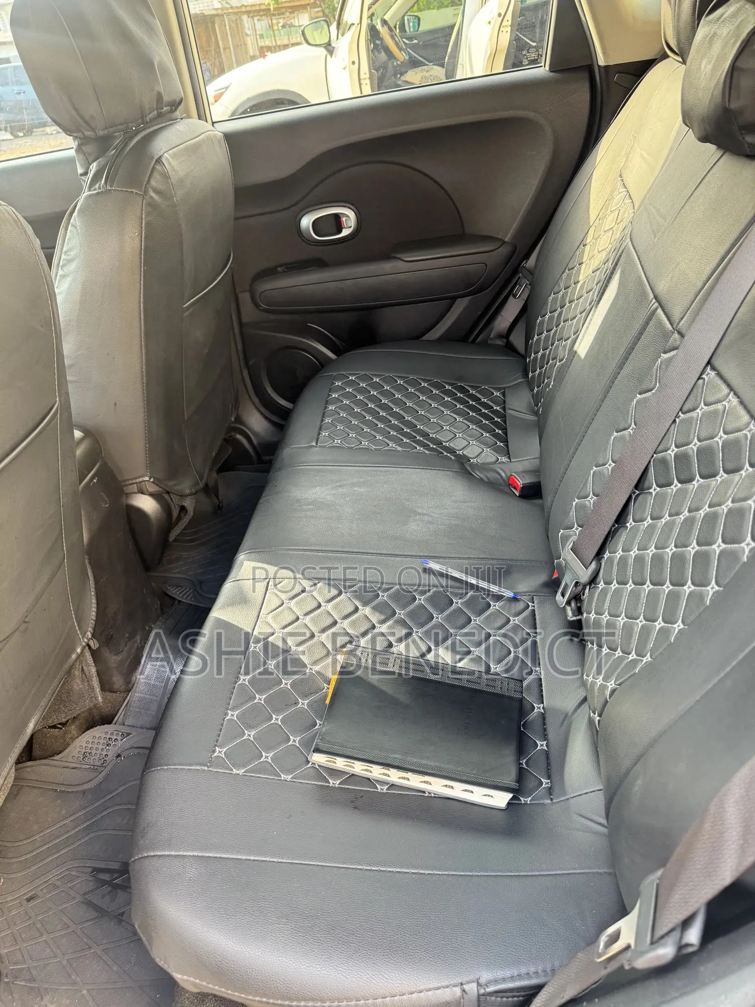 Kia Soul Hatchback 2016 White
