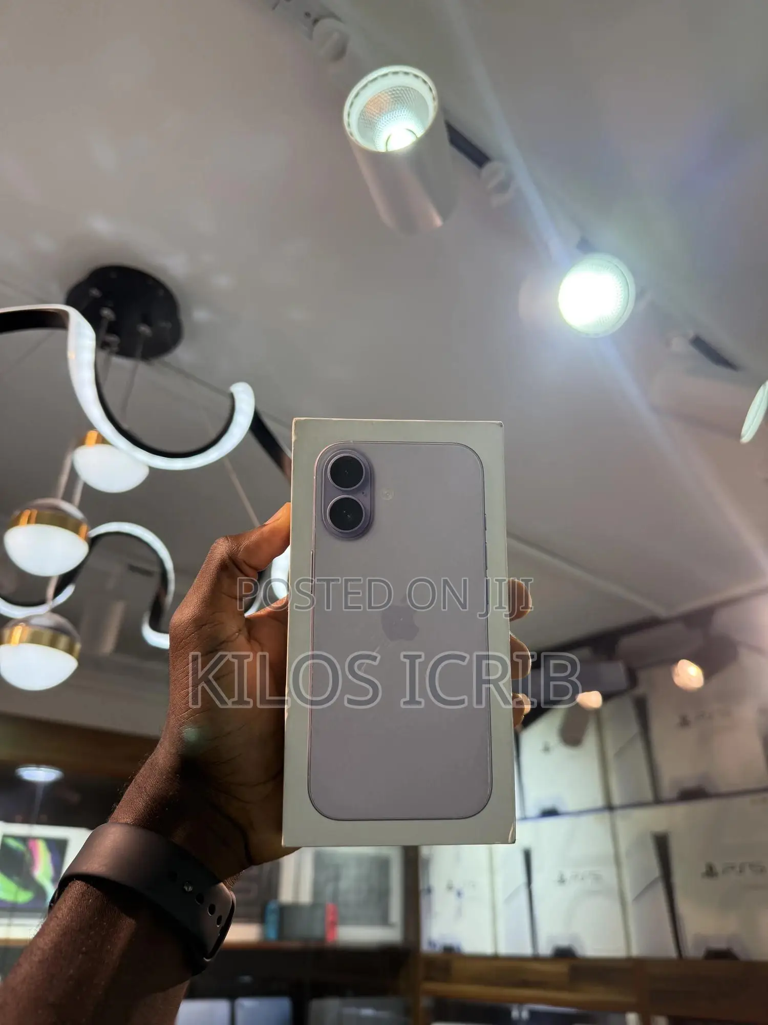 New Apple iPhone 17 256 GB Purple