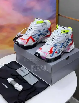 Balenciaga Runner
