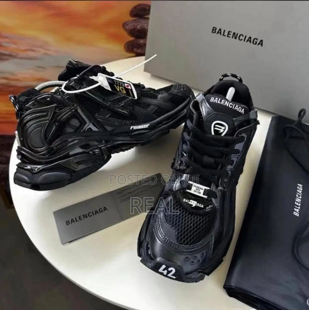 Balenciaga Runner