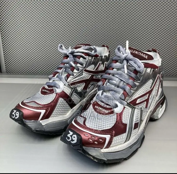 Balenciaga Runner