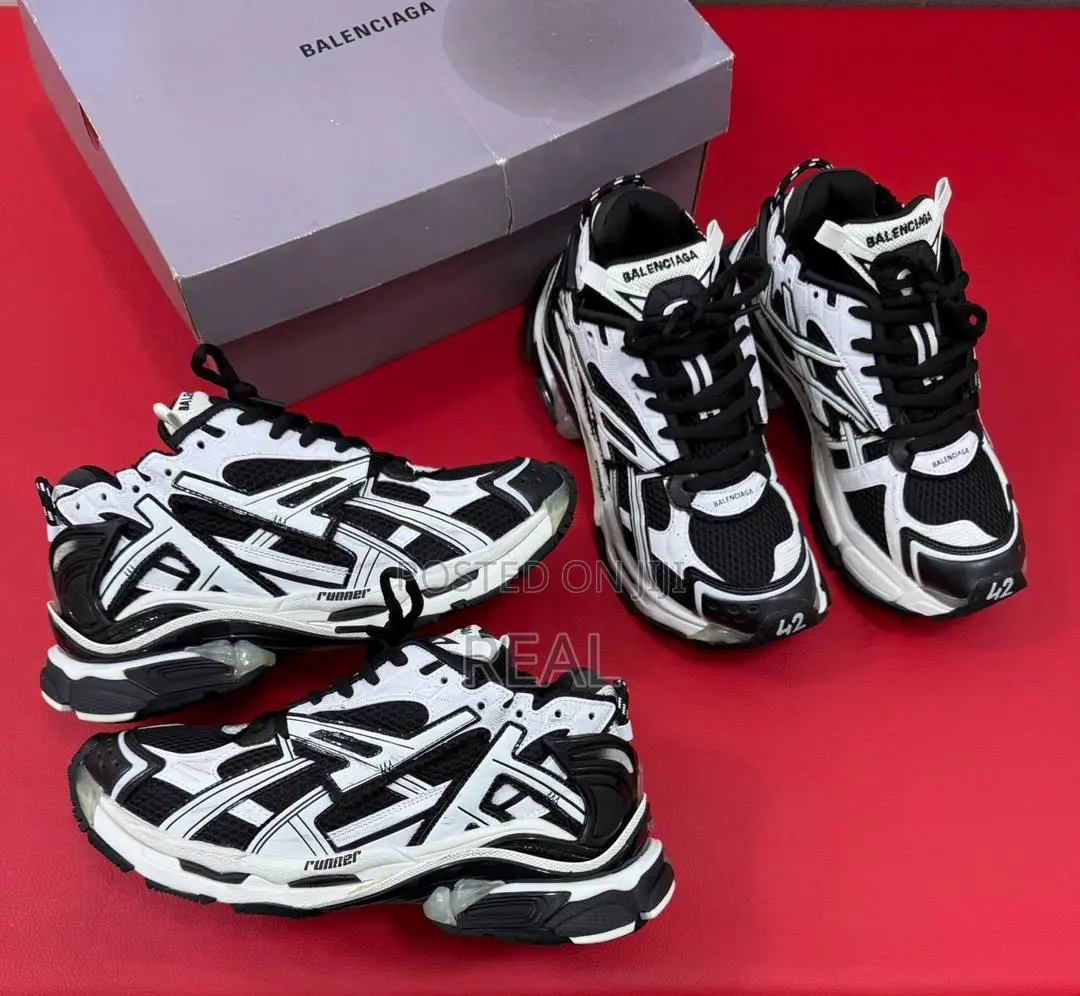 Balenciaga Runner