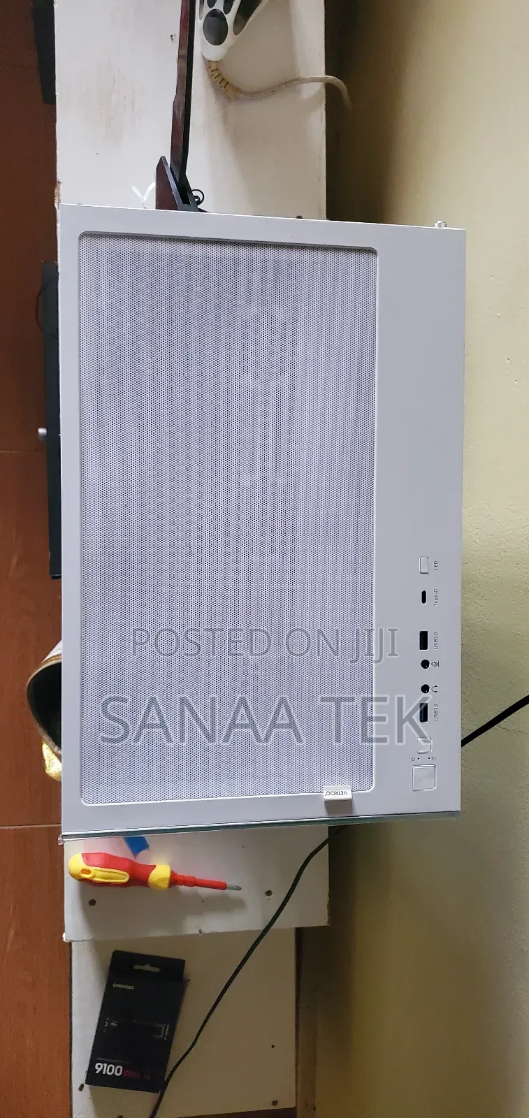 New Desktop Computer 32GB AMD Ryzen 7 SSD 1T