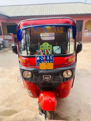 Bajaj RE 2024 Red