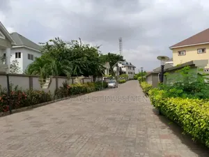 4bdrm Mansion in Otano for rent