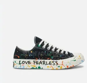 Converse Short Love Fearless Sneaker