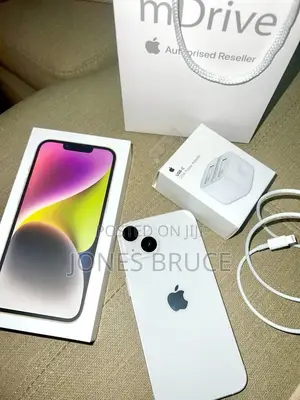 New Apple iPhone 13 128 GB White