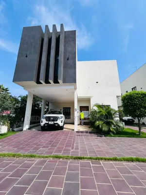 Furnished 4bdrm Townhouse / Terrace in Airport for rent