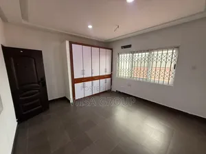 8bdrm Duplex in Wisa Group, Accra Metropolitan for rent