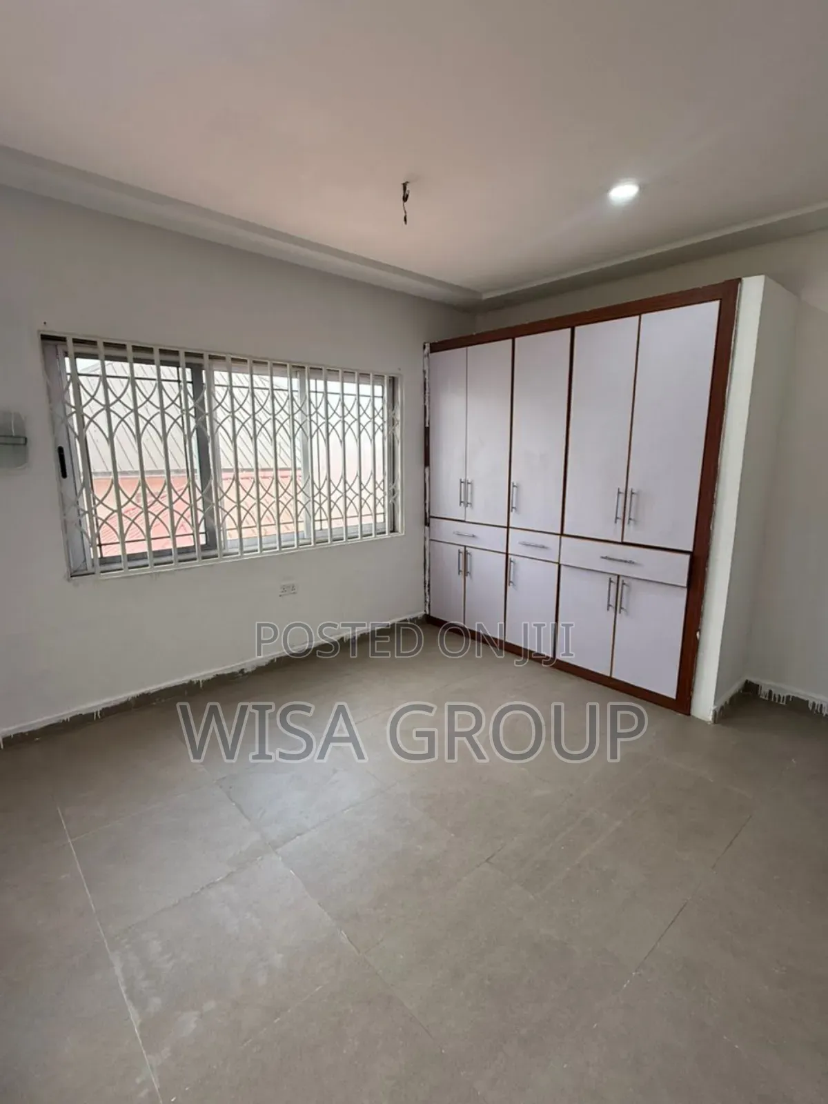 8bdrm Duplex in Wisa Group, Accra Metropolitan for rent