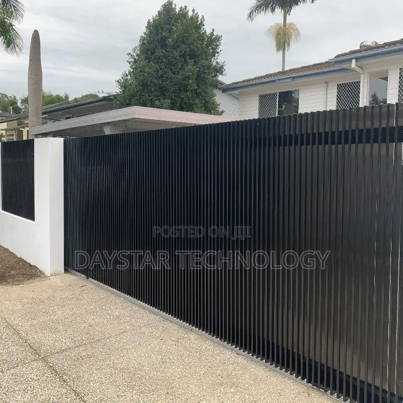 Executive Steel Blade Gates — Built to Last